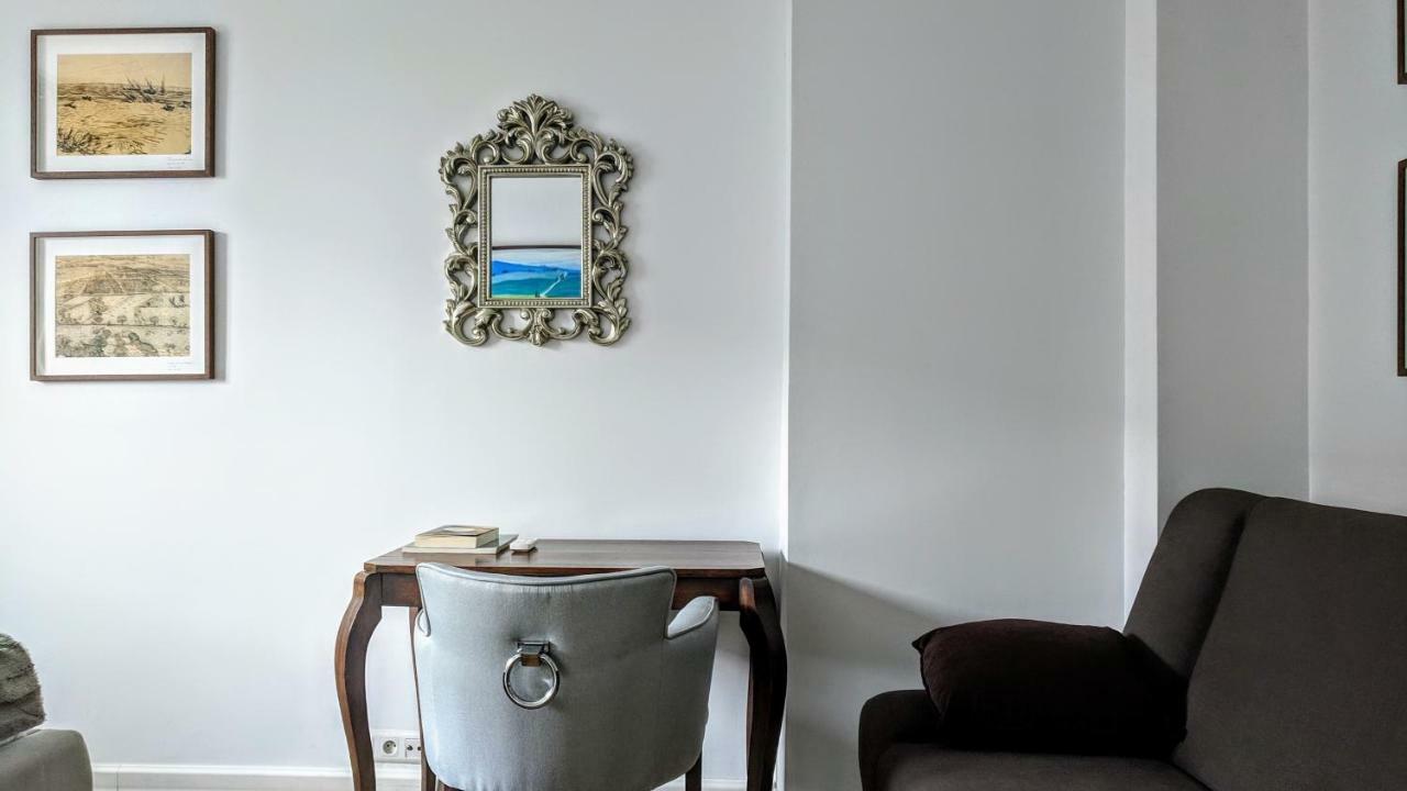 Vangogh By Mythings Warsawa Bagian luar foto